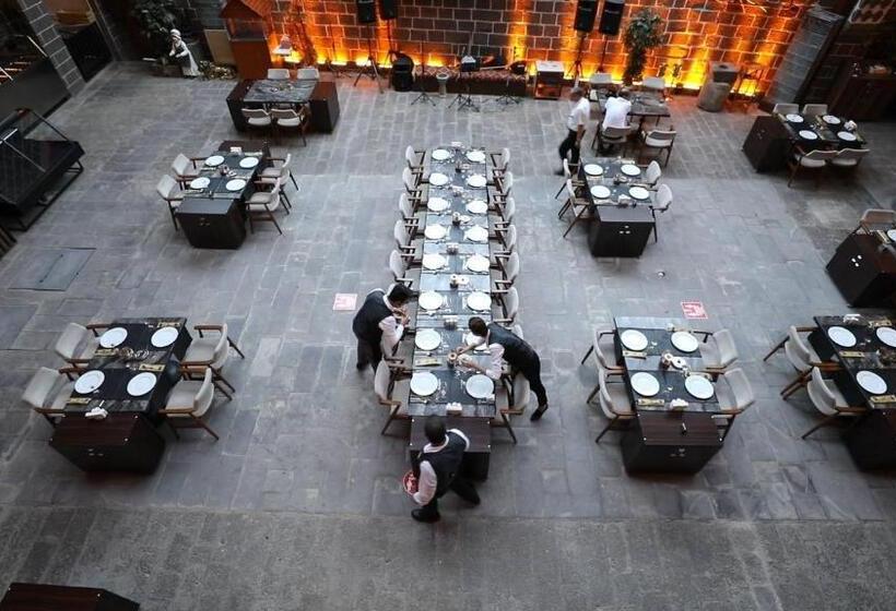 Отель The Green Park  Diyarbakir