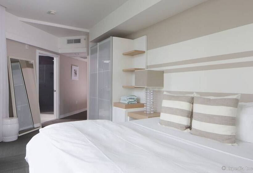 Отель The Local House