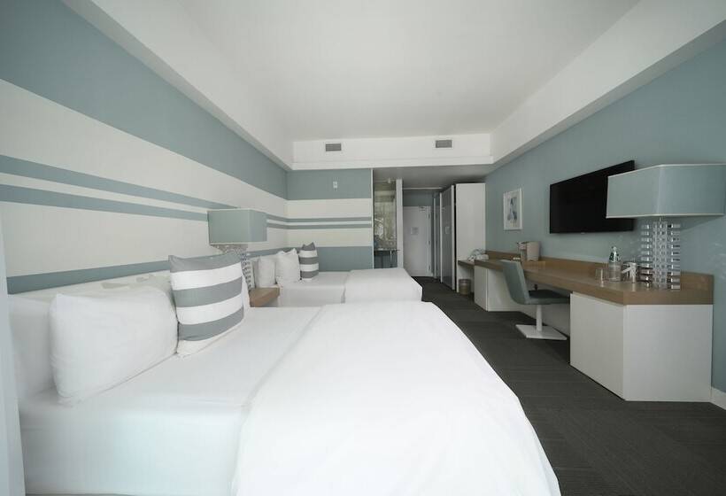 Отель The Local House