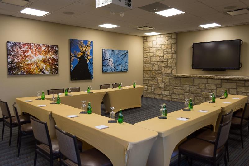 ホテル The Oread Lawrence, Tapestry Collection By Hilton