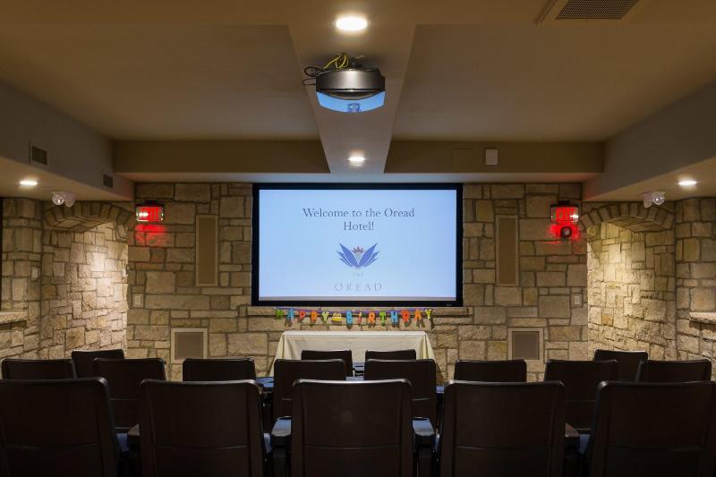 ホテル The Oread Lawrence, Tapestry Collection By Hilton