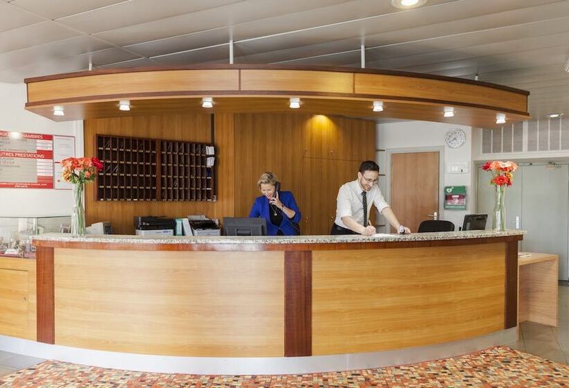 酒店 The Originals City, Hôtel Le Forum, Strasbourg Nord