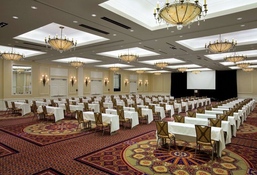 فندق The Skirvin Hilton Oklahoma City