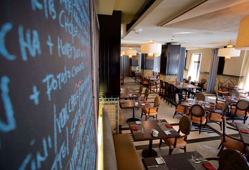 فندق The Skirvin Hilton Oklahoma City