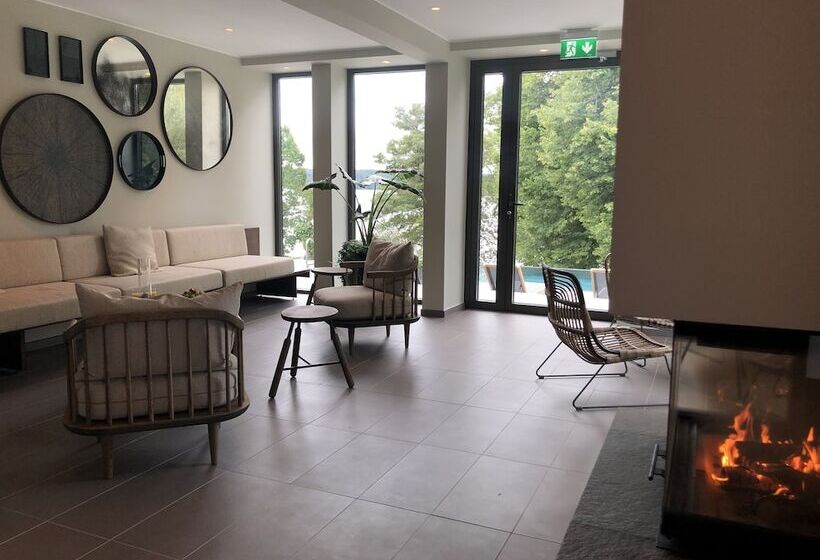 فندق Villa Lovik