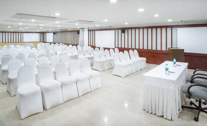 Zip By Spree Hotels Mangala International