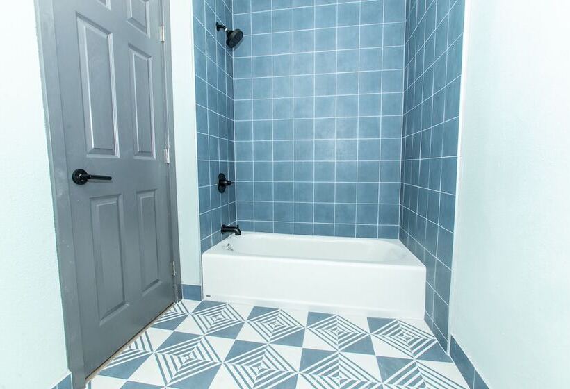 Magnolia Tree Hotel Maingate/anaheim Convention Center