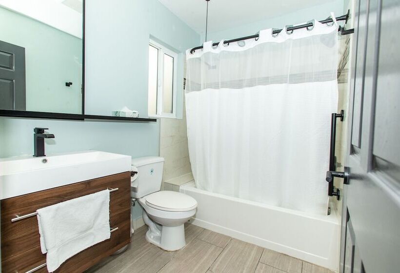 Magnolia Tree Hotel Maingate/anaheim Convention Center