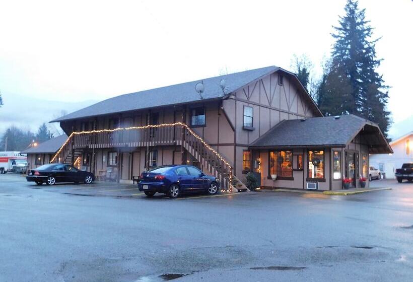 Мотель Packwood Inn