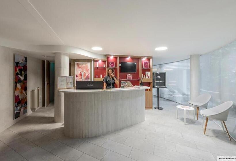 Golden Tulip Lyon Ouest Techlid Hotel & Spa