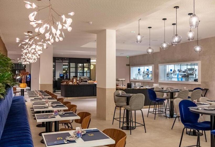 Golden Tulip Lyon Ouest Techlid Hotel & Spa