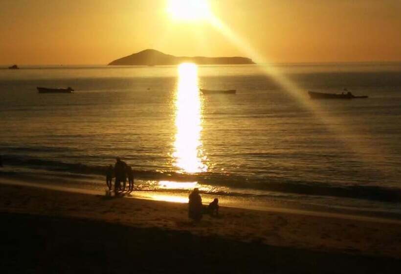 호텔 Mama Bella Hostel