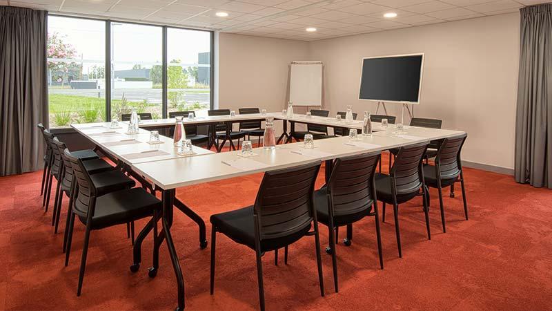 Sure Hotel By Best Western Les Portes De Montauban