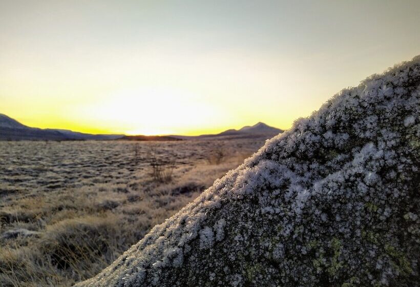 هتل Hestasport Cottages