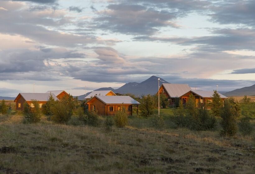 هتل Hestasport Cottages