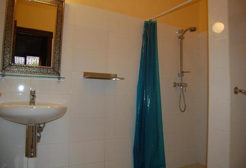 הוסטל Auberge Amellagou