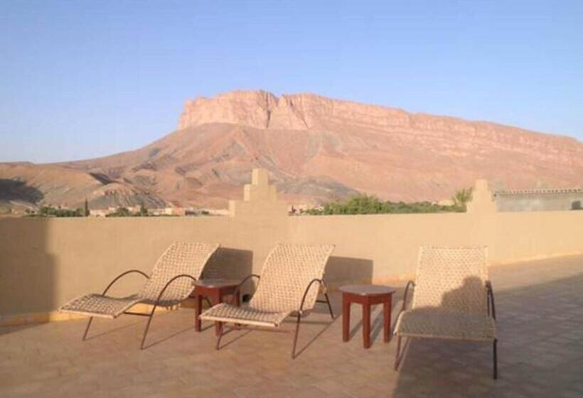 הוסטל Auberge Amellagou