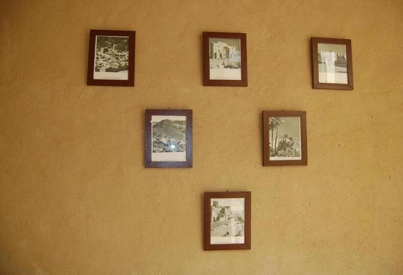 הוסטל Auberge Amellagou