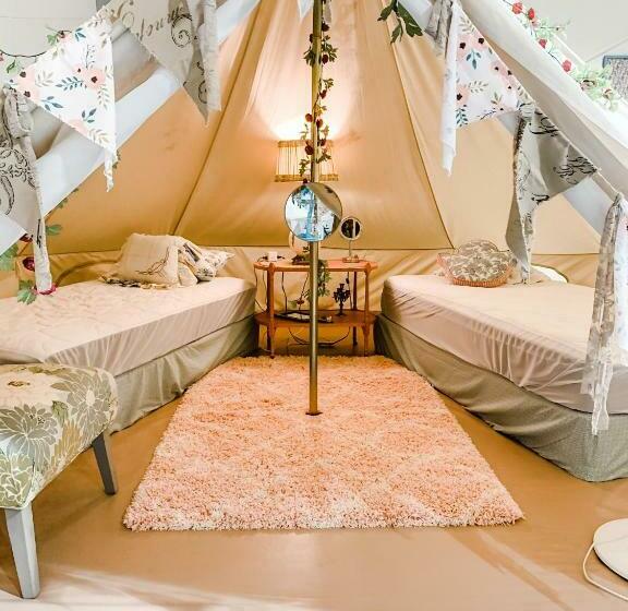 호스텔 Lone Star Glamp Inn