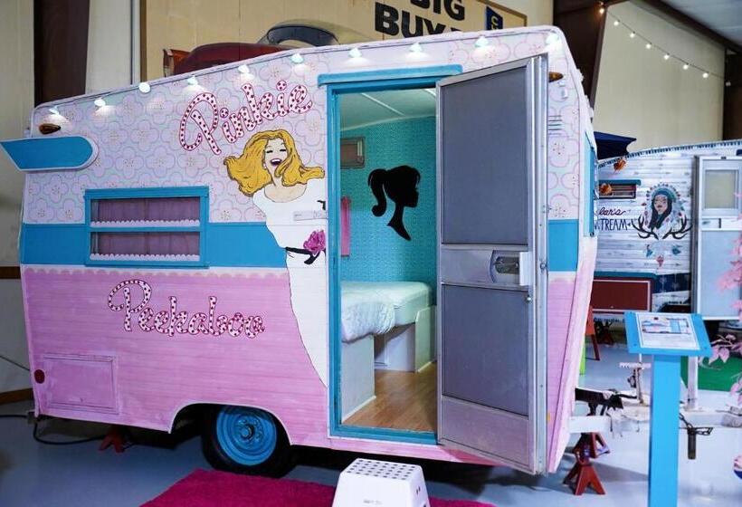 호스텔 Lone Star Glamp Inn