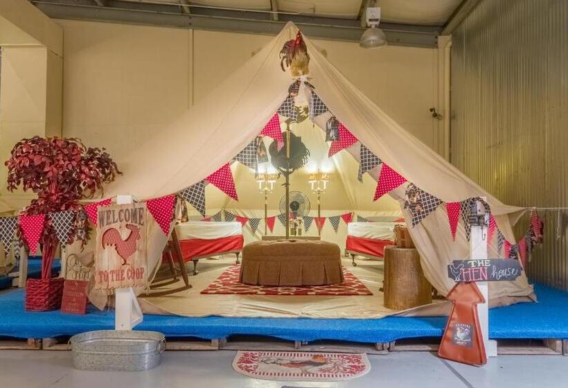 호스텔 Lone Star Glamp Inn