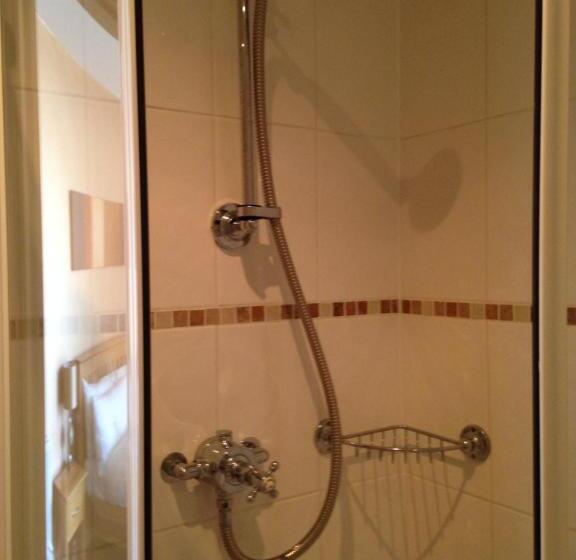 הוסטל The George At Ashley