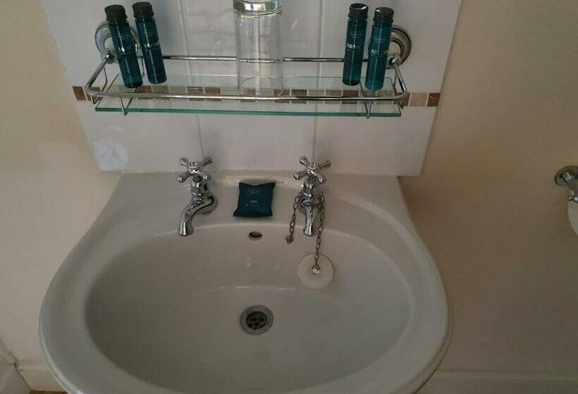 הוסטל The George At Ashley