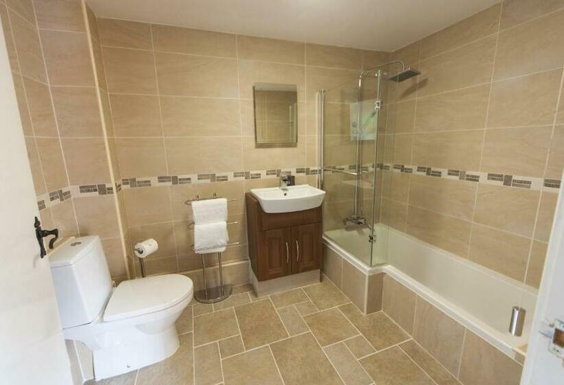 فندق صغير The Woodhouse Arms