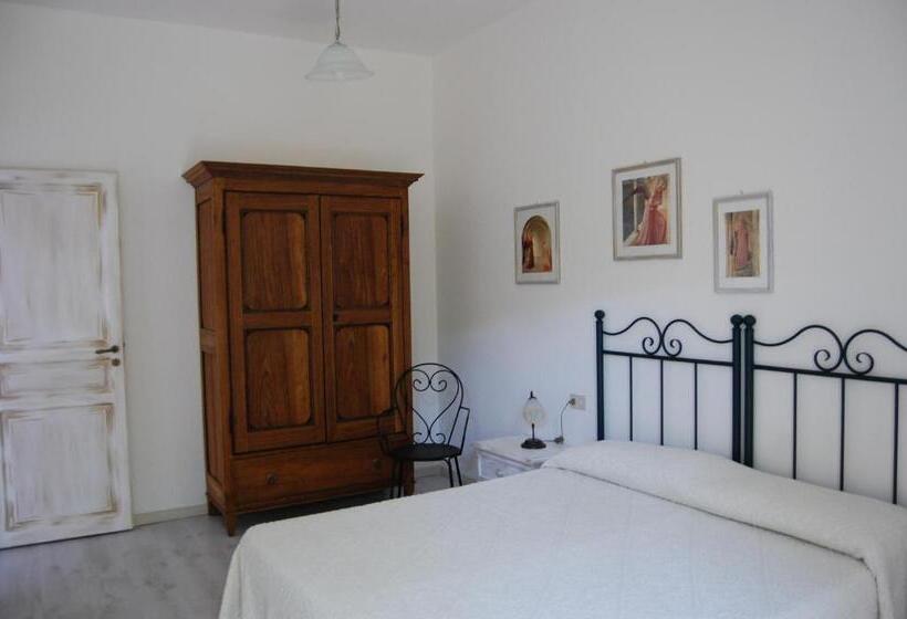 تختخواب و صبحانه Andrea E Valentina