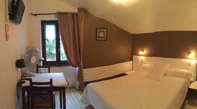 민박 Auberge Les Glycines