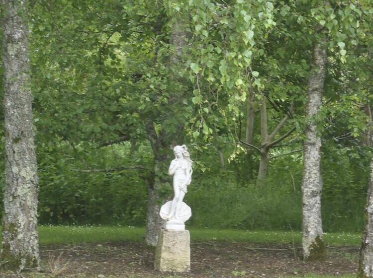 مبيت وإفطار Chambres D Hôtes Du Domaine De Jacquelin