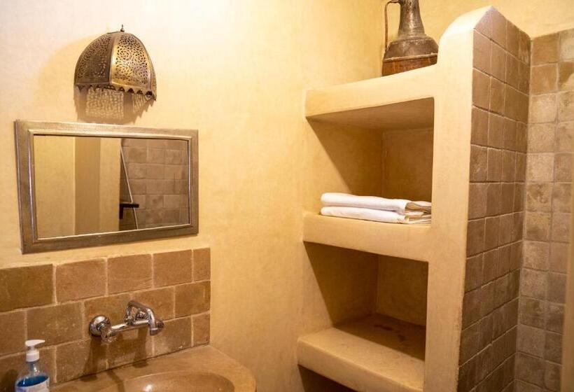 تختخواب و صبحانه Dar El Mandar   Ferme & Table D Hôte Berbère