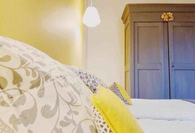 ベッドアンドブレックファースト Fontclaire En Provence