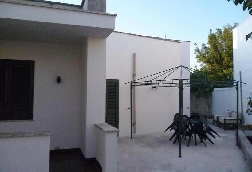 مبيت وإفطار La Zavirna