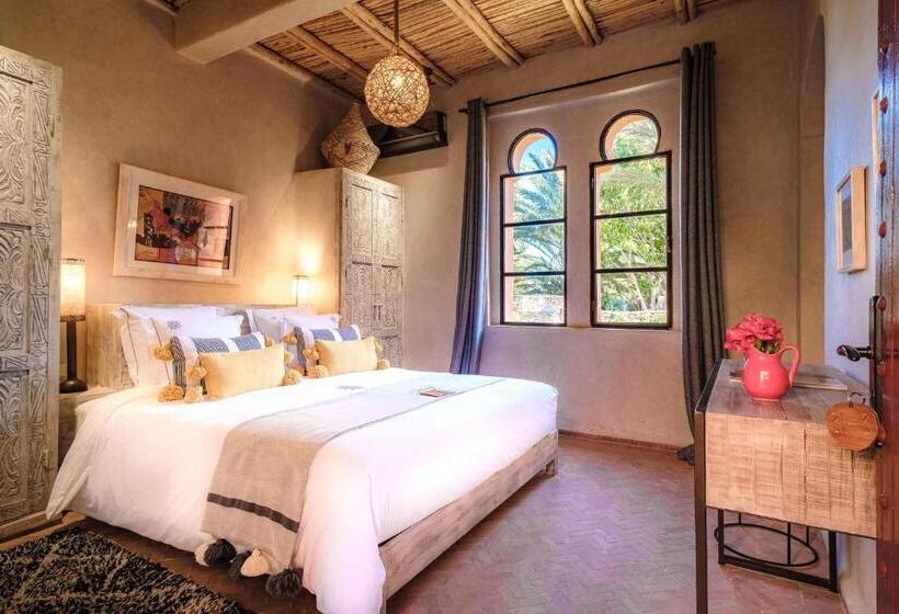 تختخواب و صبحانه Le Jardin Des Douars