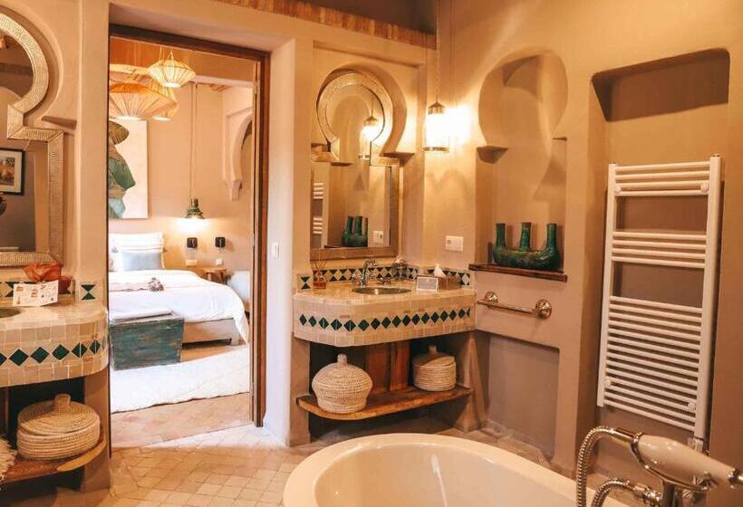 تختخواب و صبحانه Le Jardin Des Douars