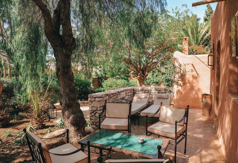 تختخواب و صبحانه Le Jardin Des Douars