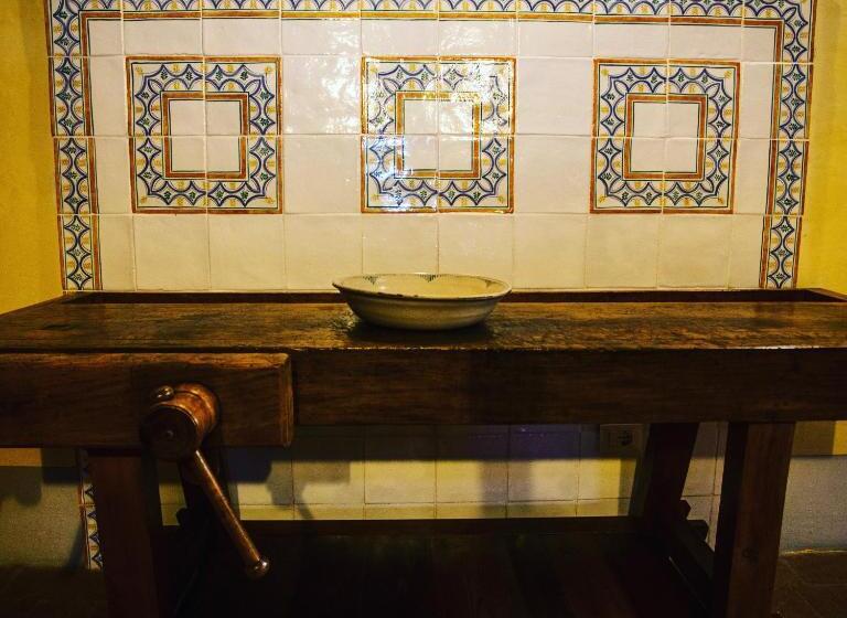 تختخواب و صبحانه Locanda Di Santantimo