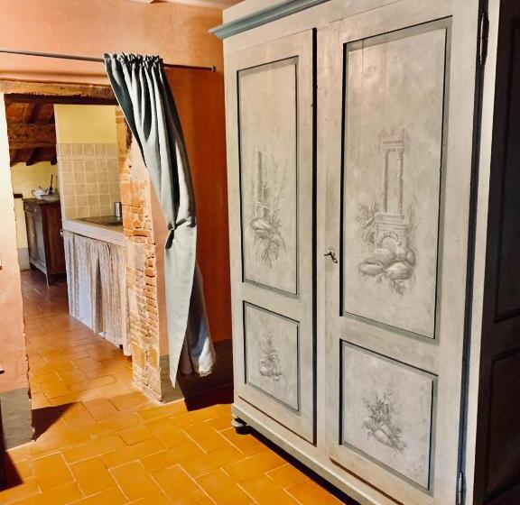 تختخواب و صبحانه Locanda Di Santantimo