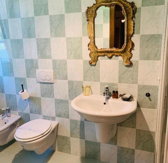 تختخواب و صبحانه Locanda Di Santantimo