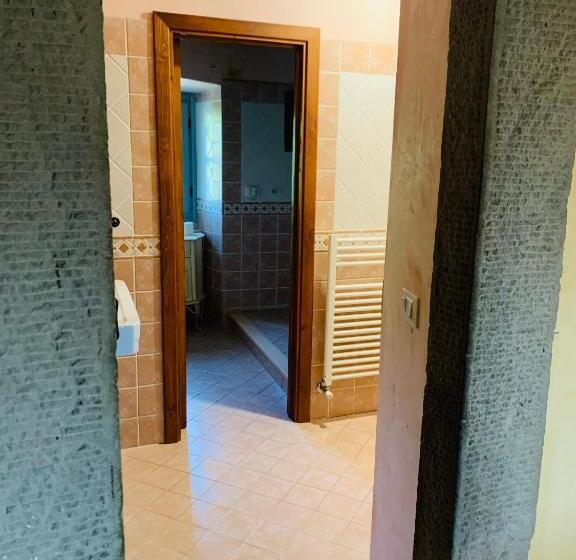 تختخواب و صبحانه Locanda Di Santantimo