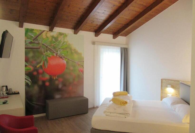 مبيت وإفطار Maso Agritur Santa Lucia