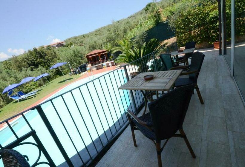 تختخواب و صبحانه Poggio Degli Olivi