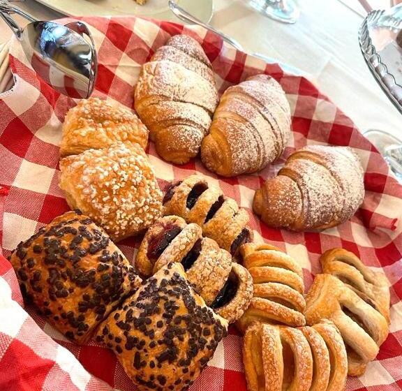 تختخواب و صبحانه Poggio Degli Olivi