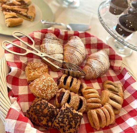 تختخواب و صبحانه Poggio Degli Olivi