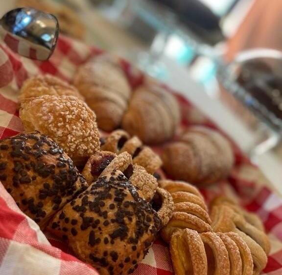 تختخواب و صبحانه Poggio Degli Olivi