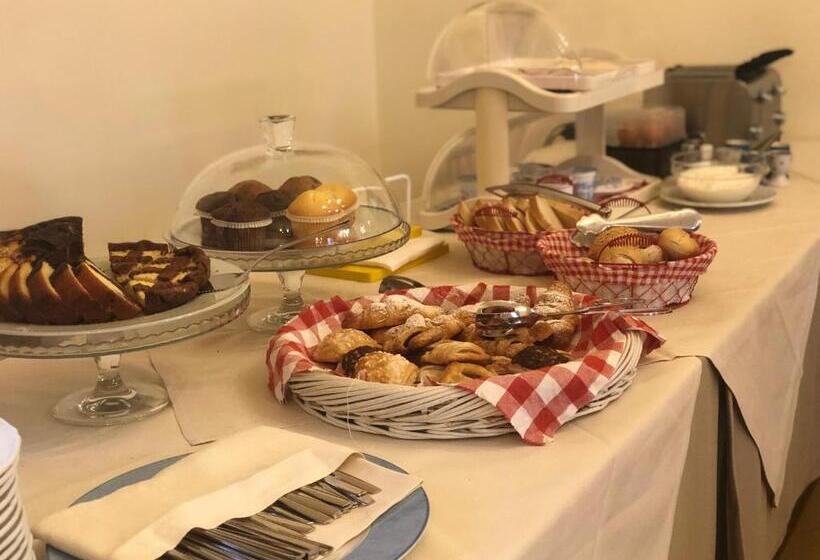 تختخواب و صبحانه Poggio Degli Olivi