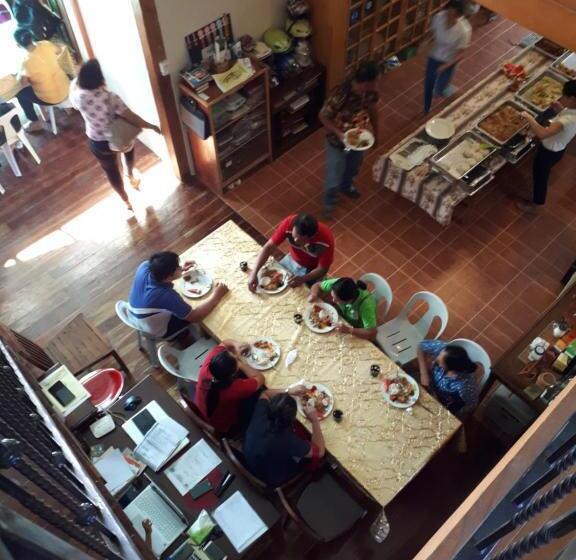 민박 Villa Del Carmen Haven Bohol