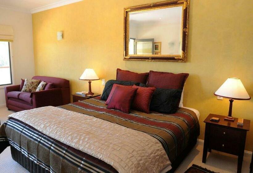 مبيت وإفطار Wombadah Luxury Accommodation