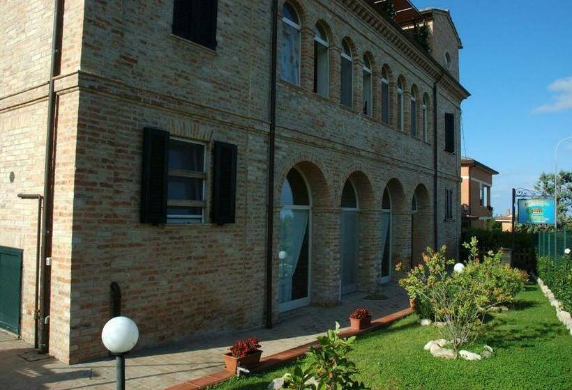فندق Agriturismo Casa Degli Archi